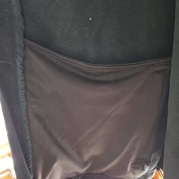 Duluth Trading Co Men's Black Performance Jacket - Picture 5 of 9